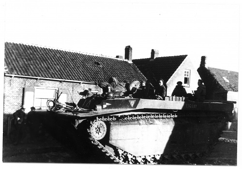 Click image for larger version
Name: LVT Zoutelande 2.jpg
Views: 4
Size: 352.1 KB
ID: 135223