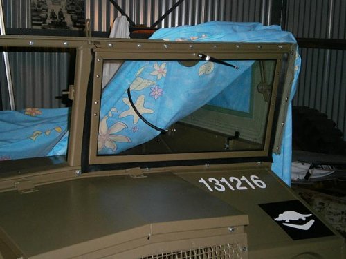 Click image for larger version
Name: windscreen finished - passenger 4.jpg
Views: 31
Size: 45.8 KB
ID: 50184