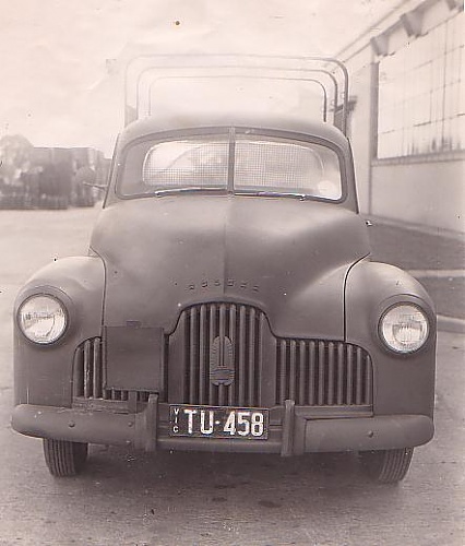 HOLDEN UTILITY A.jpg