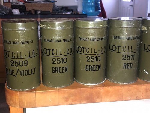 smoke grenade cans 01.jpg