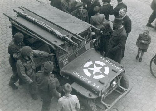 Jeep Ambulance Zwolle.jpg