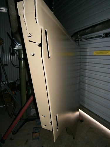 Click image for larger version

Name:	passenger door painted 2.jpg
Views:	22
Size:	55.4 KB
ID:	48279