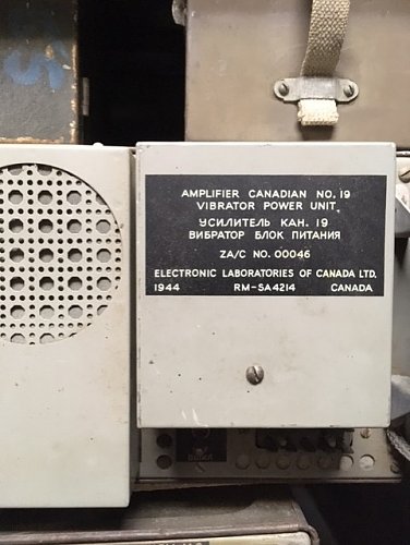 Amplifier Canadian No 19 Vibrator power unit 1.jpg