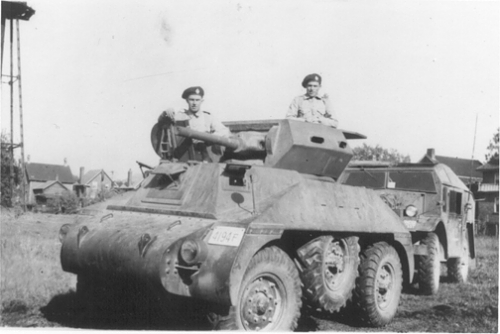 wheeled tank side.jpg